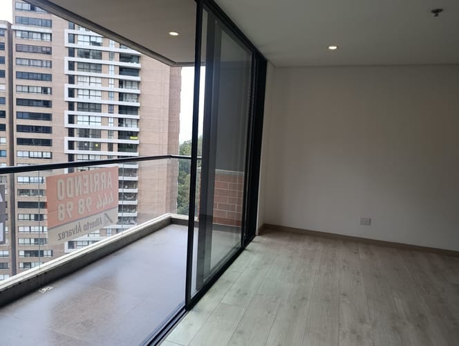 Apartamento de 2 alcobas en arriendo en Las Palmas, Medellín, 92 m² · foto 3 de 24