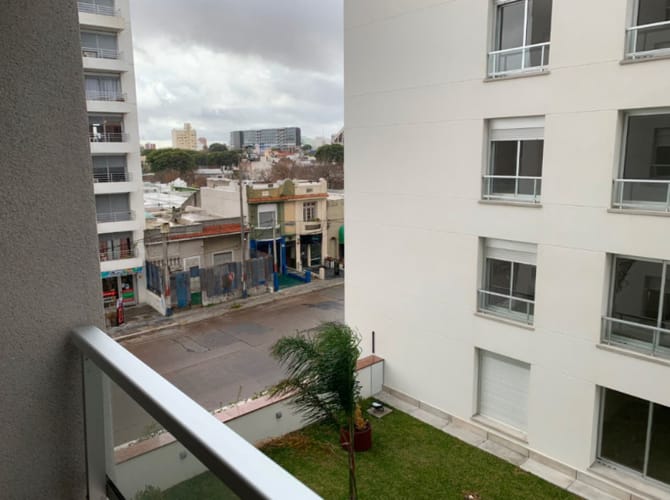 Alquiler Apartamento De 1 Dormitorio Balcón Terraza Garaje En La Comercial · Foto 7