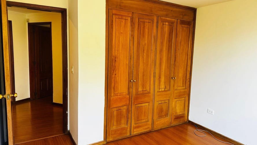 Apartamento de 3 alcobas en venta en Chico Norte, Bogotá, 130 m² · foto 7 de 21