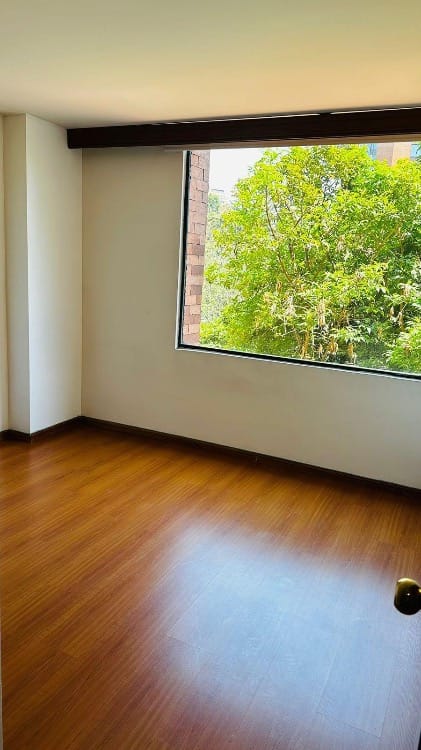 Apartamento de 3 alcobas en venta en Chico Norte, Bogotá, 130 m² · foto 8 de 21