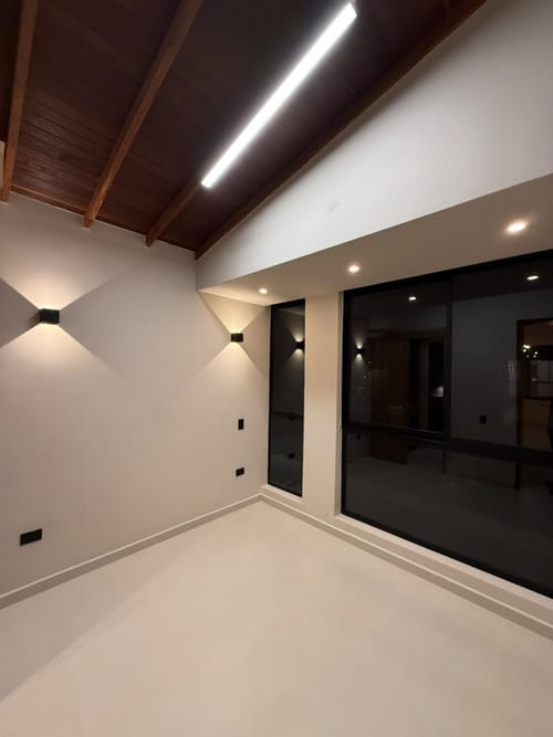 Casa de 3 alcobas en venta en Lomitas, La Ceja, 136 m² · foto 2 de 13