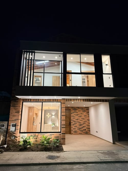Casa de 3 alcobas en venta en Lomitas, La Ceja, 136 m² · foto 9 de 13