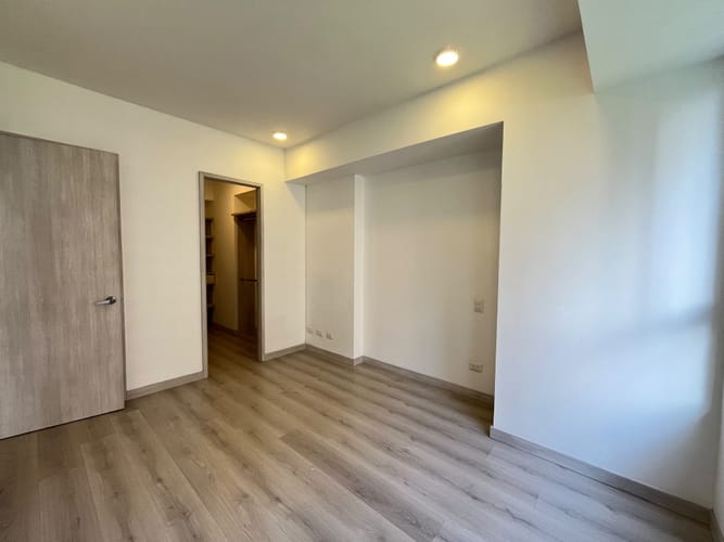 Apartamento de 2 alcobas en arriendo en Ciudad Del Río, Medellín, 80 m² · foto 10 de 16