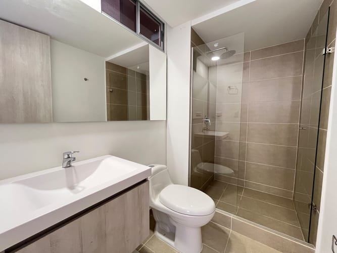Apartamento de 2 alcobas en arriendo en Ciudad Del Río, Medellín, 80 m² · foto 11 de 16