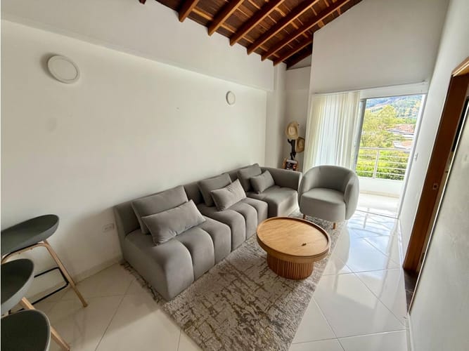 Apartamento de 3 alcobas en venta en El Tambo, La Ceja, 62 m² · foto 3 de 13