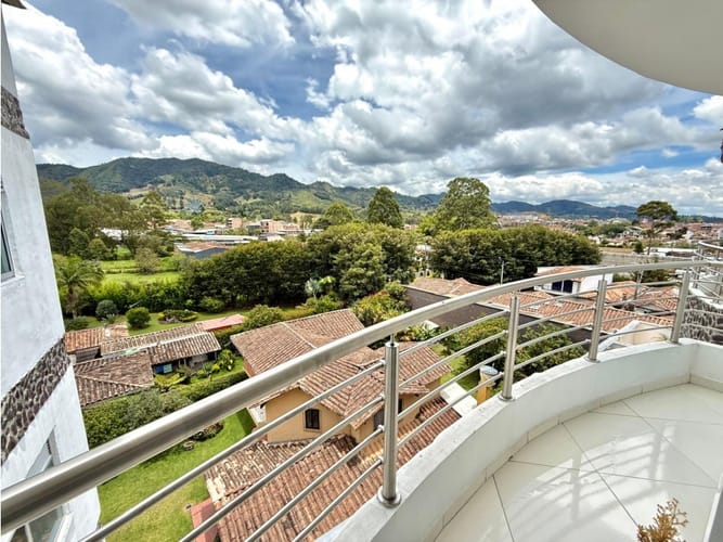 Apartamento de 3 alcobas en venta en El Tambo, La Ceja, 62 m² · foto 11 de 13