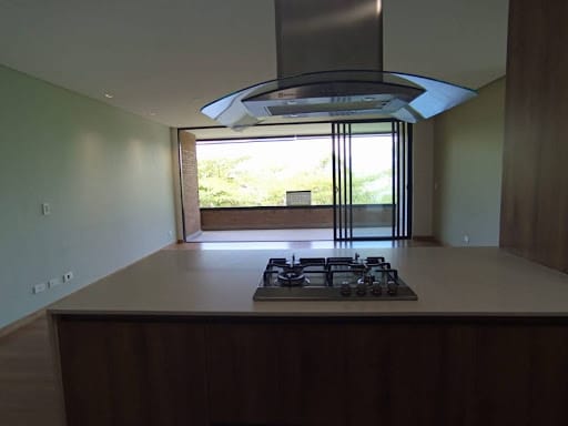 Apartamento de 2 alcobas en arriendo en Las Palmas, Medellín, 112 m² · foto 5 de 20