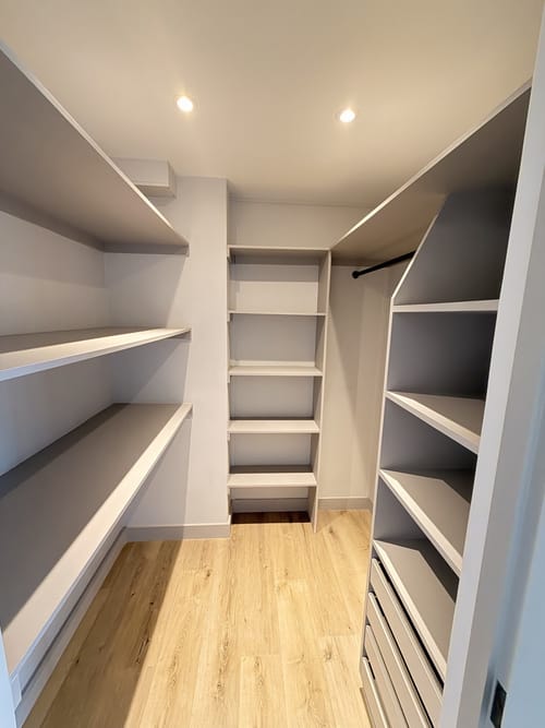 Apartamento de 3 alcobas en arriendo en El Campestre, Medellín, 348 m² · foto 19 de 24