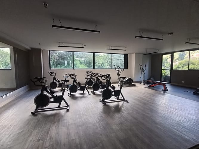Apartamento de 3 alcobas en arriendo en Camino Verde, Envigado, 89 m² · foto 15 de 16