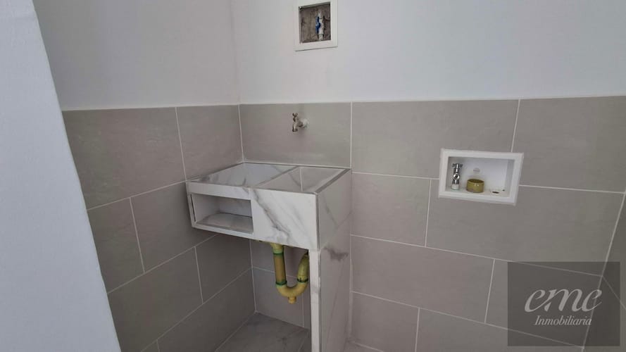 Apartamento de 1 alcoba en arriendo en La Pilarica, Medellín, 36 m² · foto 8 de 8