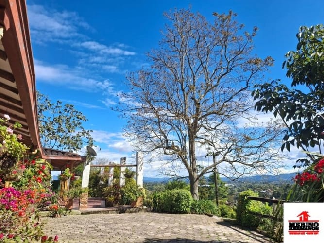 Finca en venta en Guarne, 501 m² · foto 2 de 11