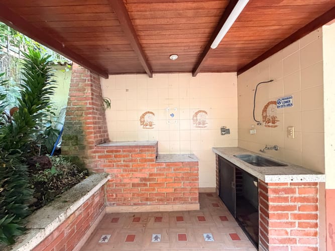 Casa de 4 alcobas en arriendo en Pinares, Pereira, 214 m² · foto 14 de 17