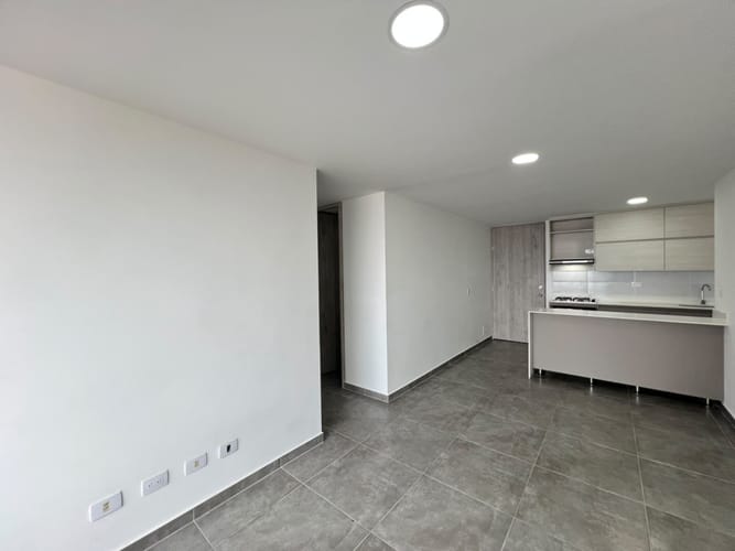 Apartamento de 3 alcobas en arriendo en Aves Maria, Sabaneta, 80 m² · foto 2 de 18