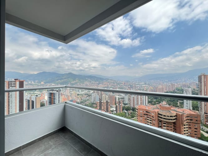Apartamento de 3 alcobas en arriendo en Aves Maria, Sabaneta, 80 m² · foto 3 de 18