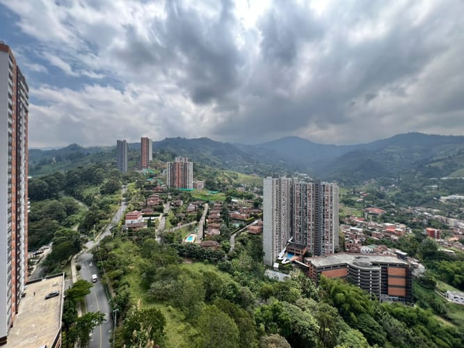 Apartamento de 3 alcobas en arriendo en Aves Maria, Sabaneta, 80 m² · foto 18 de 18