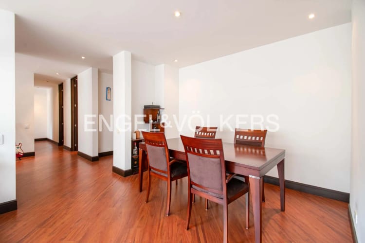 Apartamento de 2 alcobas en venta en El Virrey, Bogotá, 111 m² · foto 5 de 17