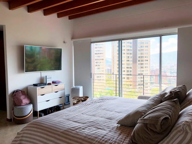Casa de 4 alcobas en venta en El Poblado, Medellín, 240 m² · foto 13 de 16