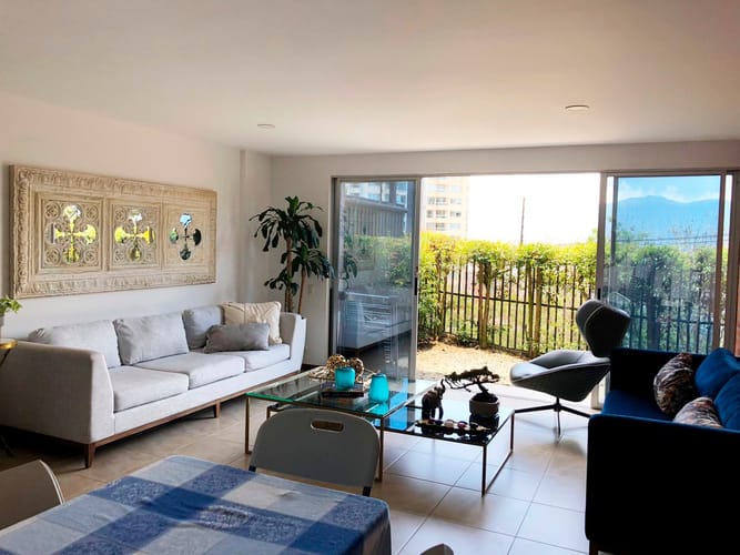 Casa de 4 alcobas en venta en El Poblado, Medellín, 240 m² · foto 2 de 16