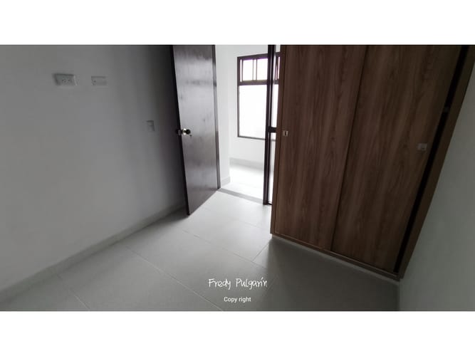 Apartamento de 2 alcobas en venta en Boston, Medellín, 72 m² · foto 6 de 12