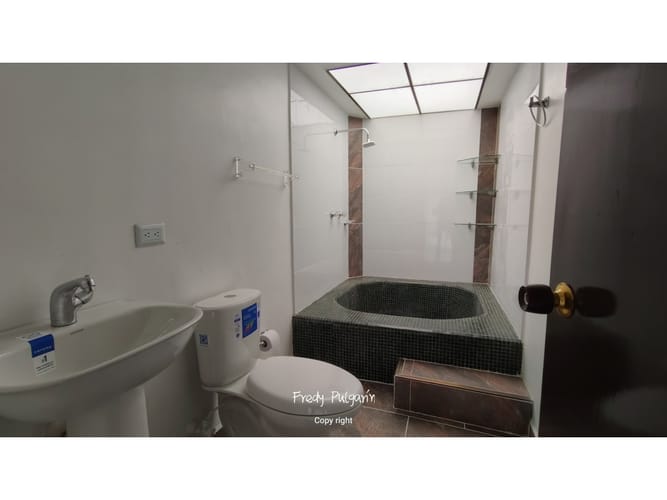 Apartamento de 2 alcobas en venta en Boston, Medellín, 72 m² · foto 8 de 12