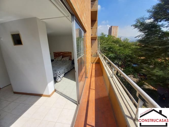 Apartaestudio en arriendo en Santa Lucia, Medellín, 40 m² · foto 4 de 14