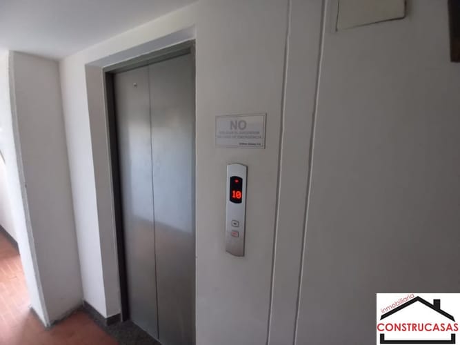Apartaestudio en arriendo en Santa Lucia, Medellín, 40 m² · foto 11 de 14