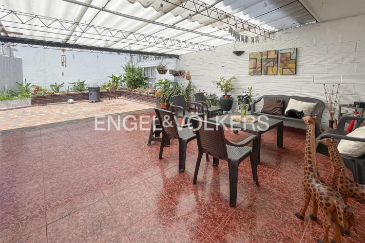 Casa de 4 alcobas en venta en Niza, Bogotá, 249 m² · foto 7 de 18