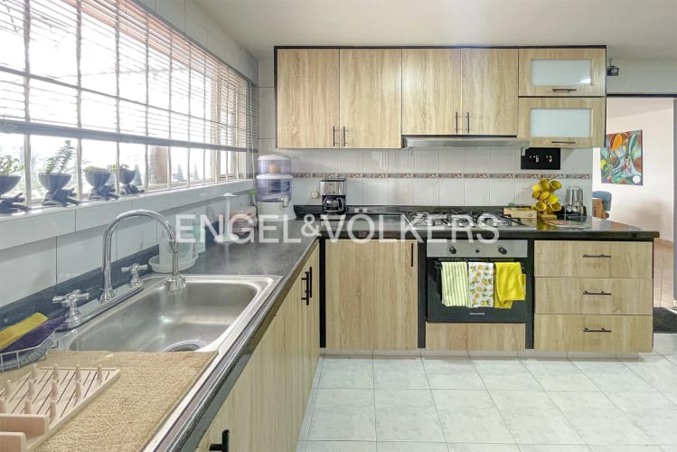 Casa de 4 alcobas en venta en Niza, Bogotá, 249 m² · foto 5 de 18