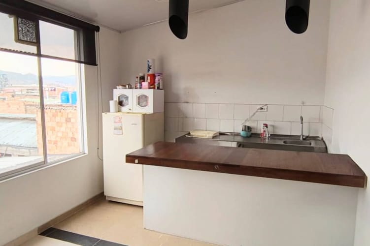 Apartaestudio en venta en San Carlos, Bogotá, 40 m² · foto 3 de 12