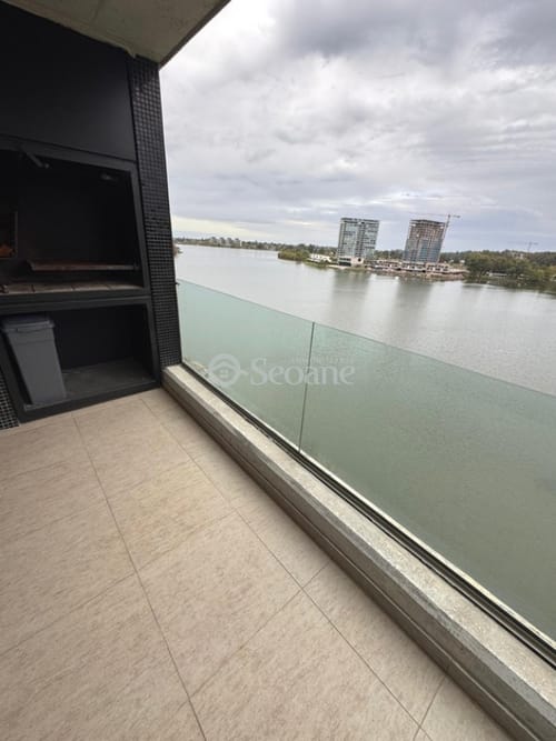 Lago Mayor, Equipado, Parrillero, Vista Al Lago · Photo 2