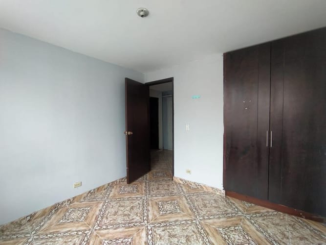 Apartamento de 2 alcobas en arriendo en Engativa Centro, Bogotá, 40 m² · foto 10 de 17