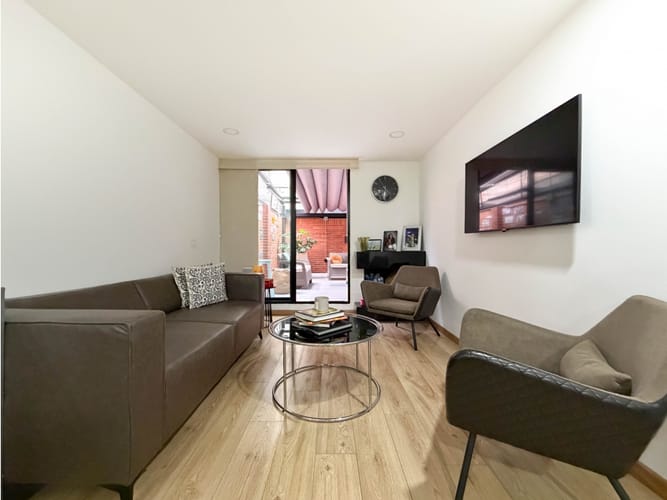 Apartamento de 2 alcobas en venta en Chicó Navarra, Bogotá, 92 m² · foto 6 de 19