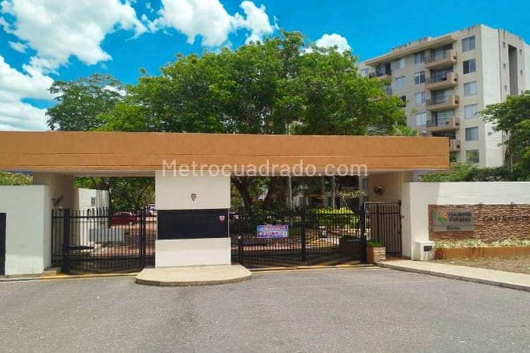 Apartamento de 2 alcobas en venta en Girardot, Girardot, 54 m² · foto 2 de 14