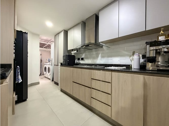 Apartamento de 2 alcobas en arriendo en Chicó Navarra, Bogotá, 92 m² · foto 8 de 19