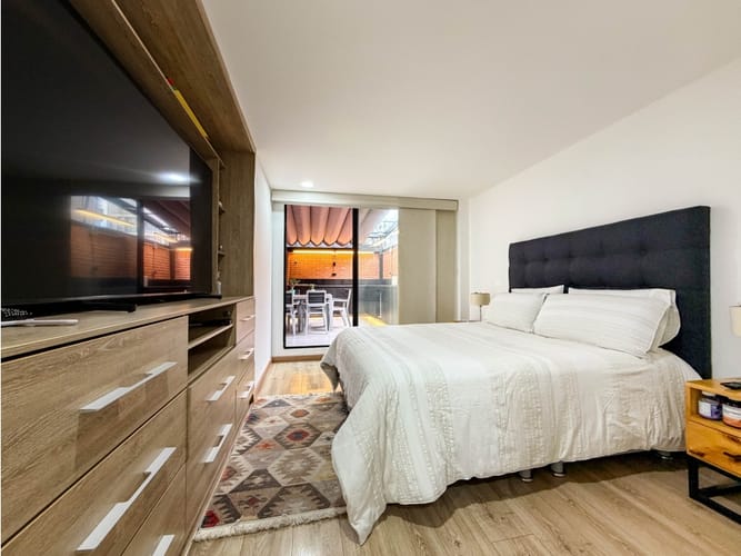 Apartamento de 2 alcobas en arriendo en Chicó Navarra, Bogotá, 92 m² · foto 11 de 19