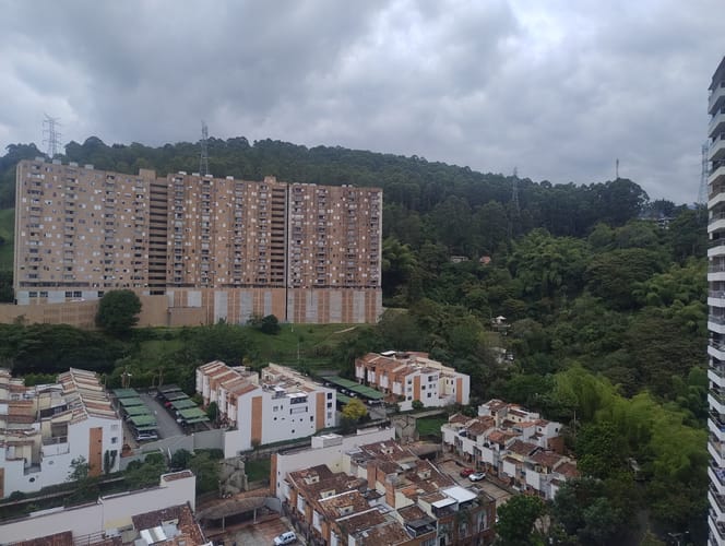 Apartamento de 2 alcobas en arriendo en Loma Del Indio, Medellín, 76 m² · foto 15 de 18