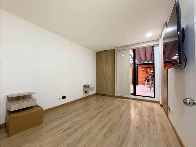 Apartamento de 2 alcobas en arriendo en Chicó Navarra, Bogotá, 92 m² · foto 15 de 19