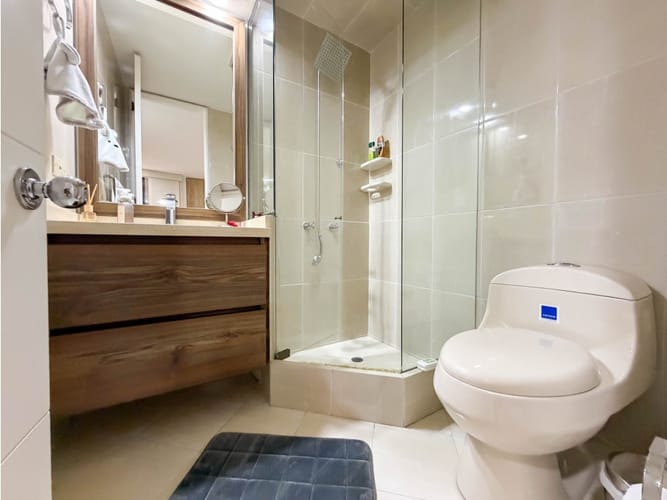 Apartamento de 2 alcobas en arriendo en Chicó Navarra, Bogotá, 92 m² · foto 18 de 19