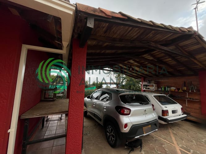 Casa de 3 alcobas en venta en Morrorico, Bucaramanga, 300 m² · foto 2 de 20