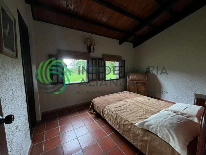 Casa de 3 alcobas en venta en Morrorico, Bucaramanga, 300 m² · foto 17 de 20