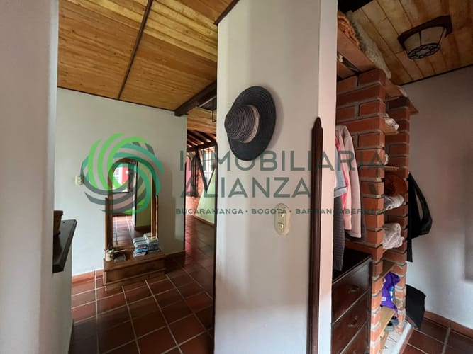 Casa de 3 alcobas en venta en Morrorico, Bucaramanga, 300 m² · foto 19 de 20