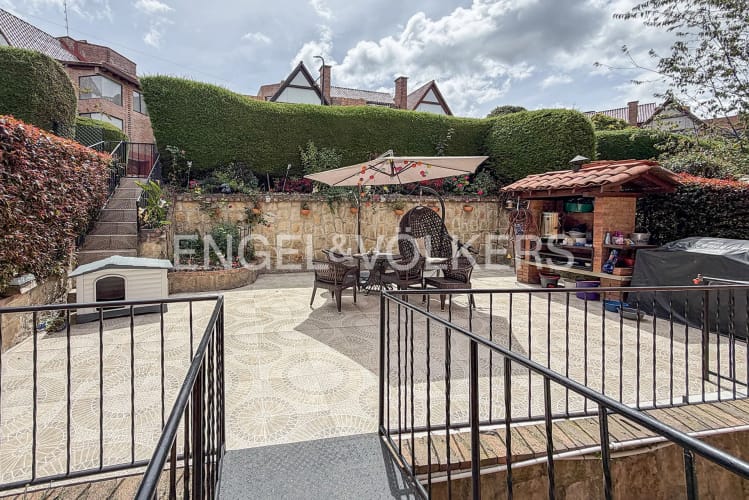Casa de 3 alcobas en venta en Cerros De Suba, Bogotá, 296 m² · foto 7 de 21