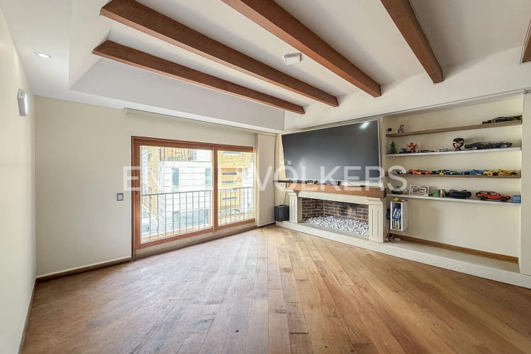 Casa de 3 alcobas en venta en Cerros De Suba, Bogotá, 296 m² · foto 2 de 21