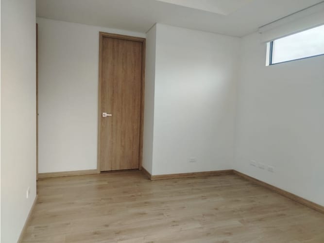 Apartamento de 3 alcobas en arriendo en El Porvenir, Rionegro, 90 m² · foto 10 de 17