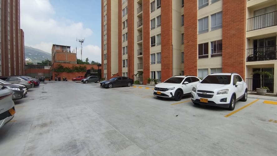 Apartamento de 2 alcobas en arriendo en Bellavista, Cali, 50 m² · foto 15 de 24