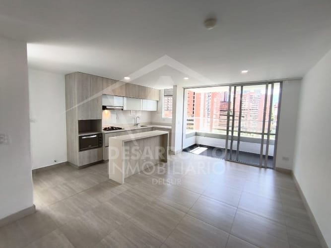 Apartamento de 3 alcobas en arriendo en Mayorca, Sabaneta, 78 m² · foto 3 de 13
