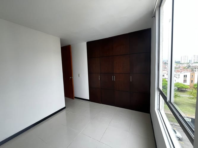 Apartamento de 3 alcobas en arriendo en Valle Del Lili, Cali, 75 m² · foto 4 de 21
