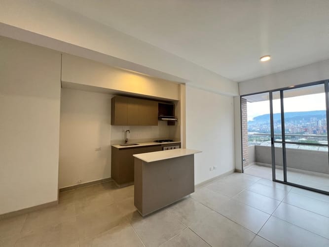Apartamento de 3 alcobas en arriendo en Las Vegas, Envigado, 75 m² · foto 7 de 21