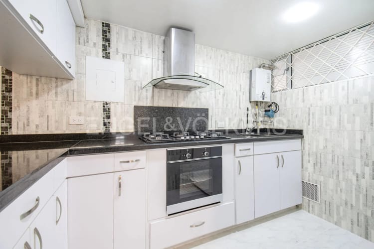 Apartamento de 3 alcobas en venta en Cedritos, Bogotá, 91 m² · foto 7 de 15