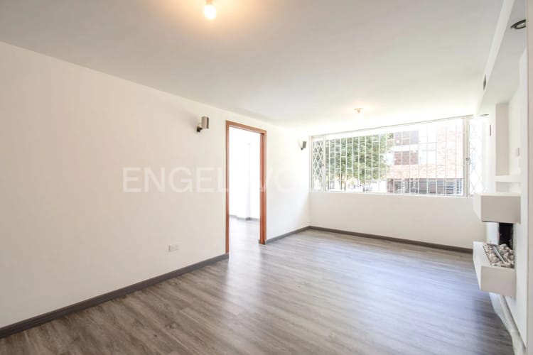 Apartamento de 3 alcobas en venta en Cedritos, Bogotá, 91 m² · foto 5 de 15